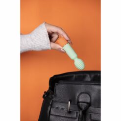 Loveline - Geribbelde Mini Vibrator met USB aansluiting