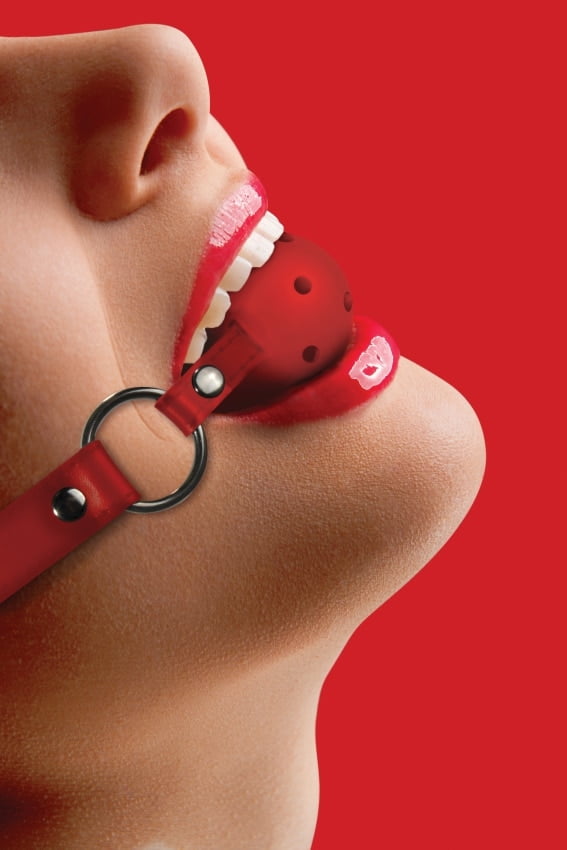 Ouch Ball Gag met Gaten - Rood