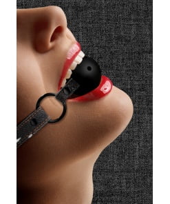 Ouch Ball Gag met gaatjes - Met Ruwe Denim Bandjes - Zwart